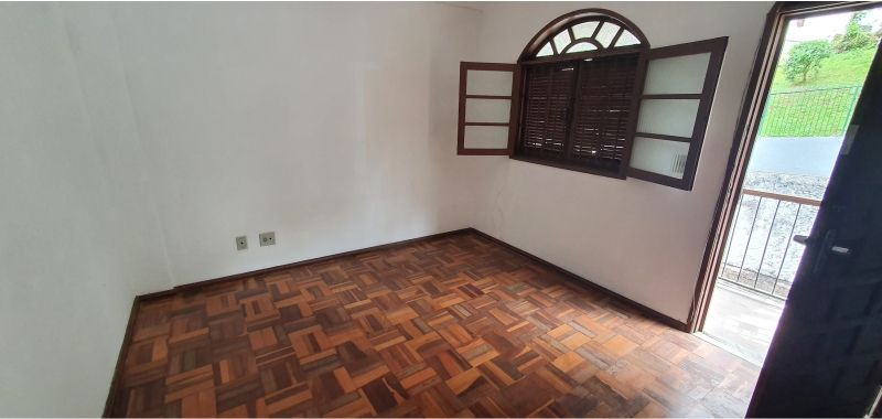 Apartamento à venda com 2 quartos, 66m² - Vila Guarani,Nova Friburgo