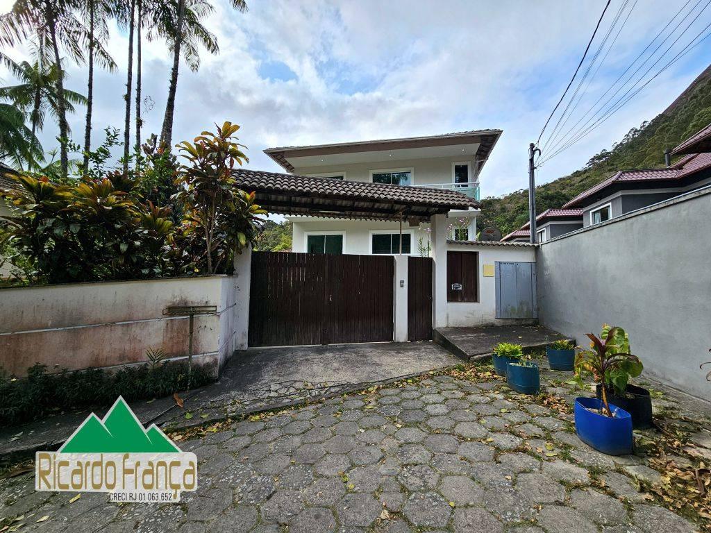 Apartamento à venda com 2 quartos, 102,37m² - Cônego,Nova Friburgo