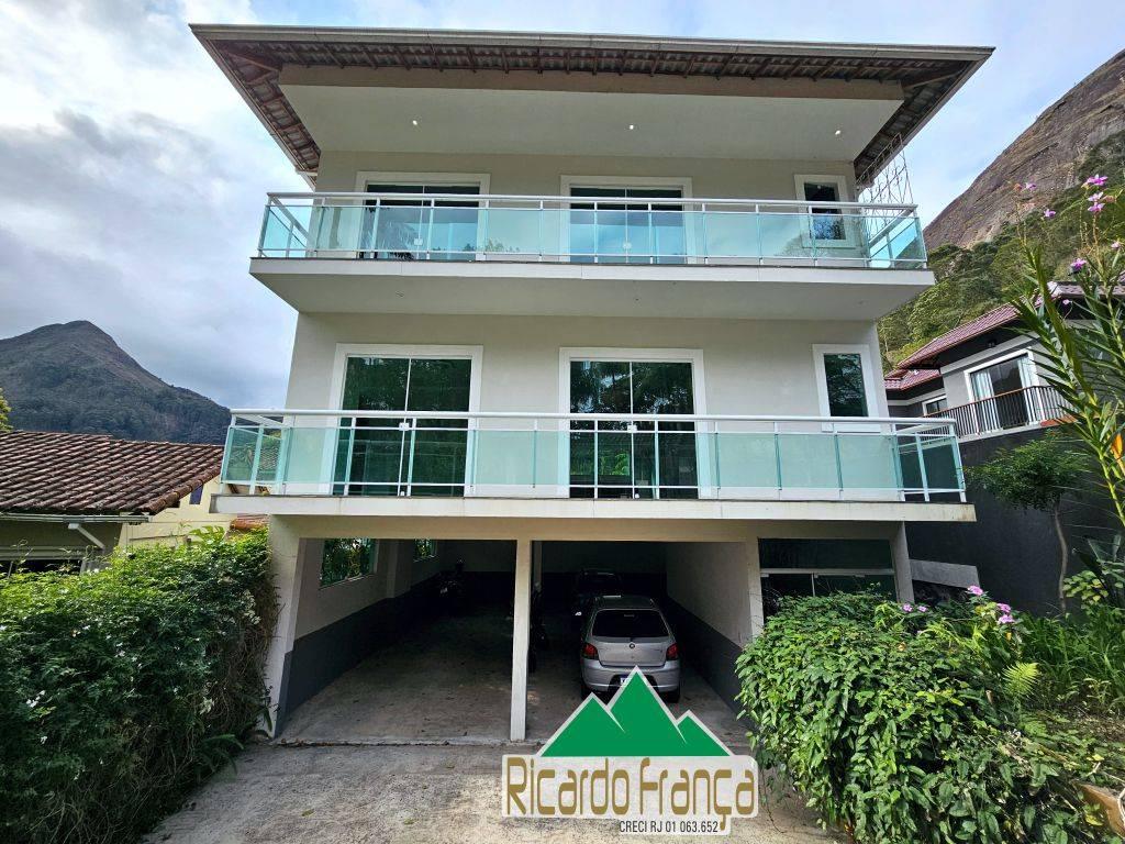 Apartamento à venda com 2 quartos, 102,37m² - Cônego,Nova Friburgo