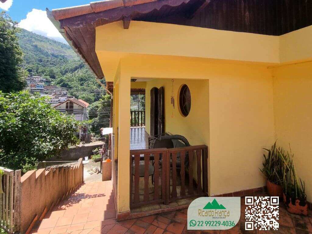 Casa à venda com 3 quartos, 120m² - Córrego DAntas,Nova Friburgo