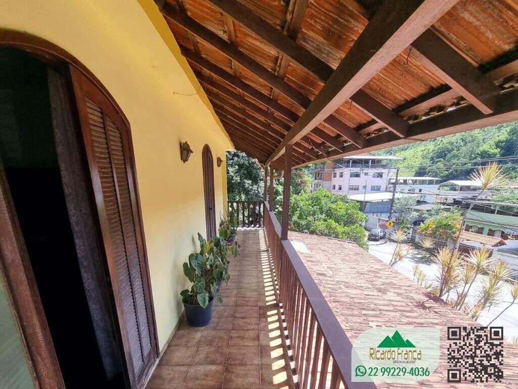 Casa à venda com 3 quartos, 120m² - Córrego DAntas,Nova Friburgo