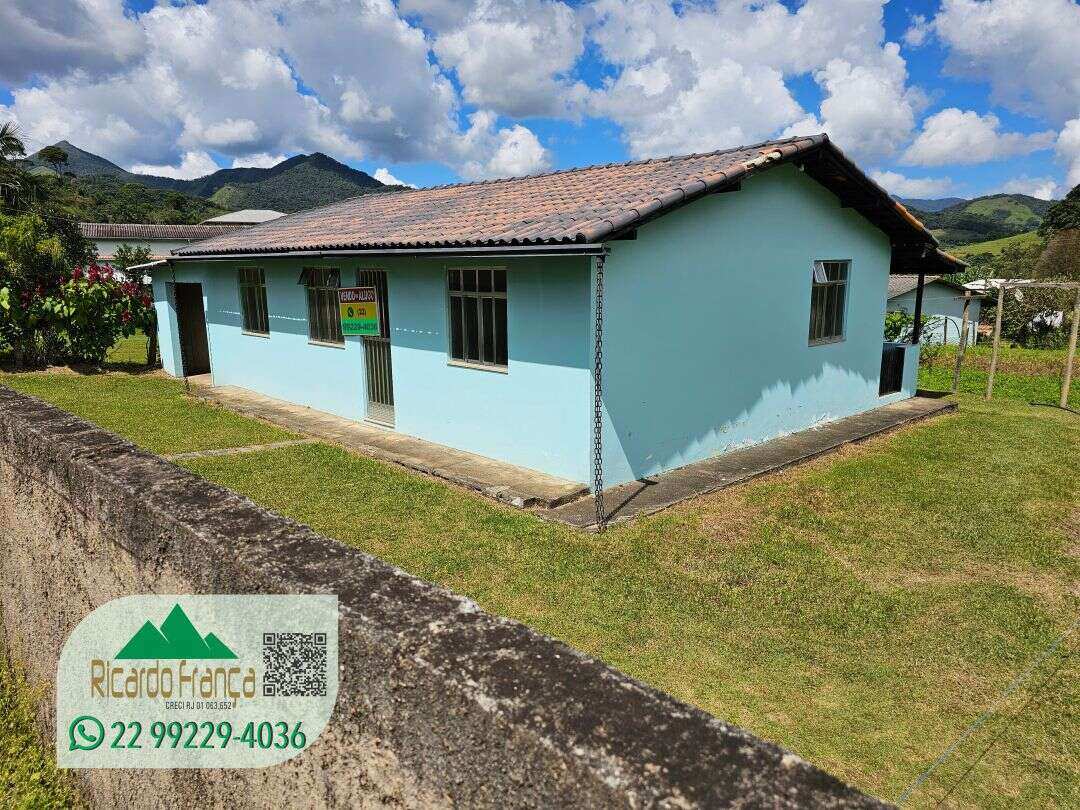 Casa à venda com 3 quartos, 100m² - Área Rural de Nova Friburgo,Nova Friburgo