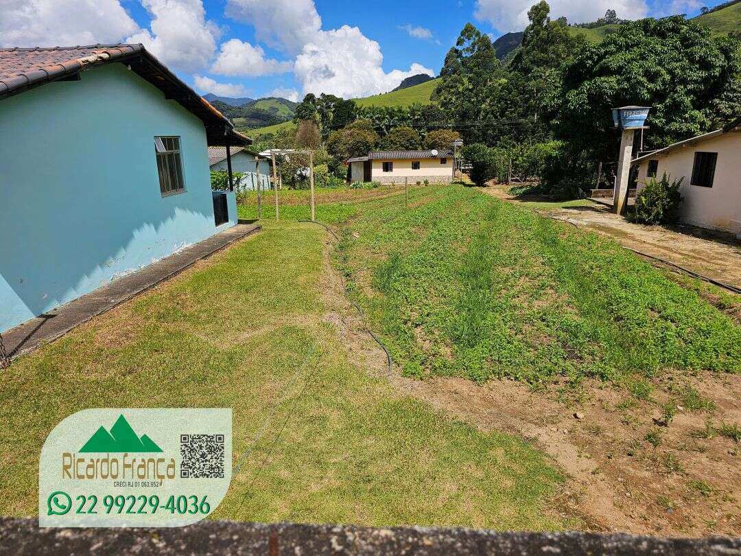 Casa à venda com 3 quartos, 100m² - Área Rural de Nova Friburgo,Nova Friburgo