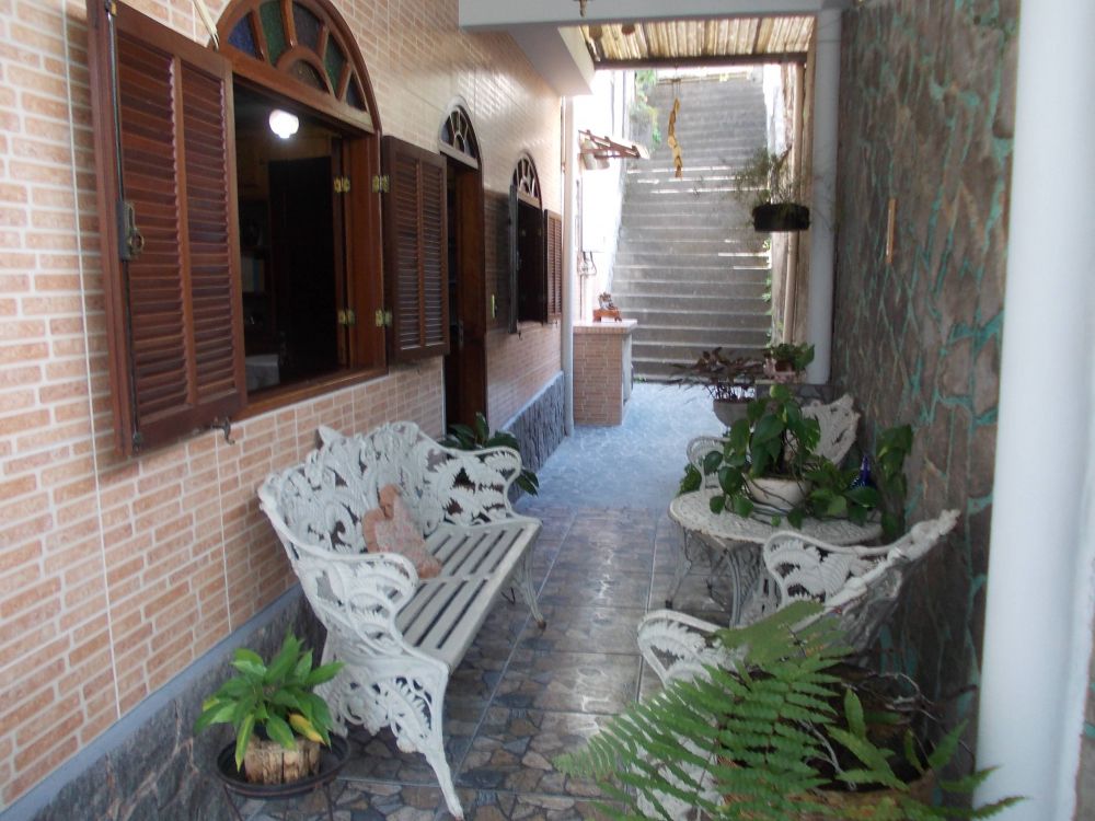 Casa à venda em Nova Friburgo, Centro, com 4 quartos, 170m² - Ricardo França Imóveis