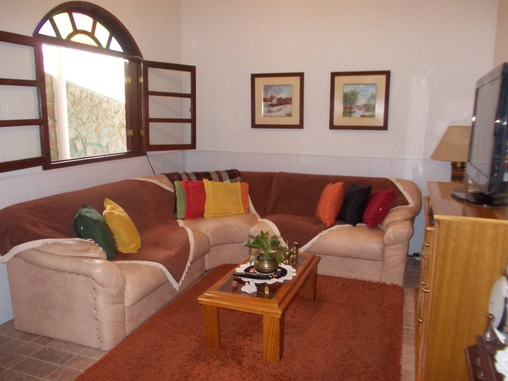  - Casa à venda em Nova Friburgo, Centro, com 4 quartos, 170m²