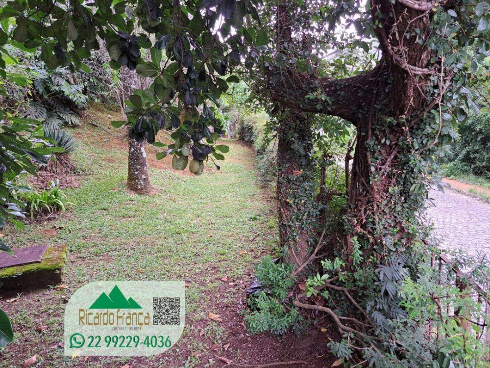  - Bela propriedade de 2.667,00 m², no Centro de Nova Friburgo RJ.