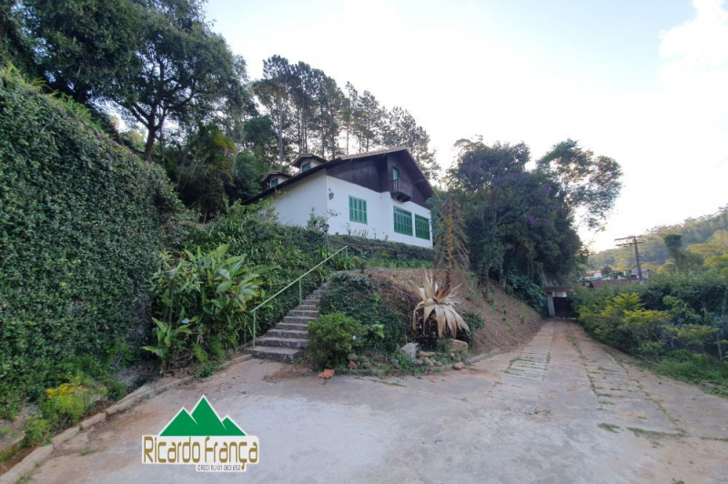 Casa à venda com 9 quartos, 264m² - Ponte da Saudade,Nova Friburgo