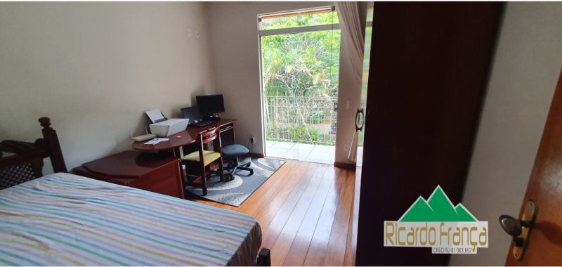  - Casa de condomínio à venda, no Cisne Branco,  em Nova Friburgo, Ponte da Saudade, com 5 quartos, 412m²