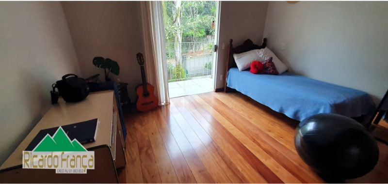  - Casa de condomínio à venda, no Cisne Branco,  em Nova Friburgo, Ponte da Saudade, com 5 quartos, 412m²