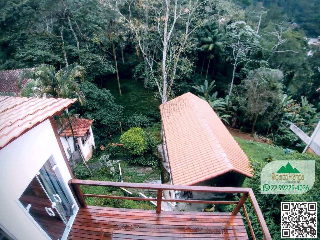 Casa à venda com 3 quartos, 200m² - ,