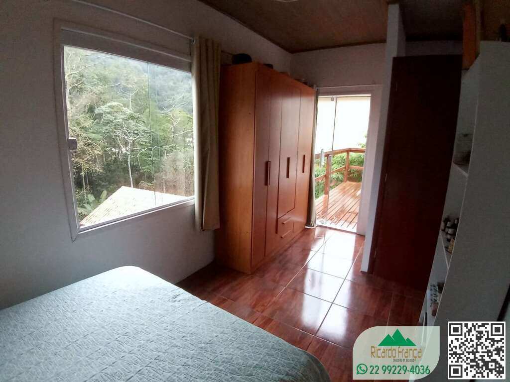 Casa à venda com 3 quartos, 200m² - ,