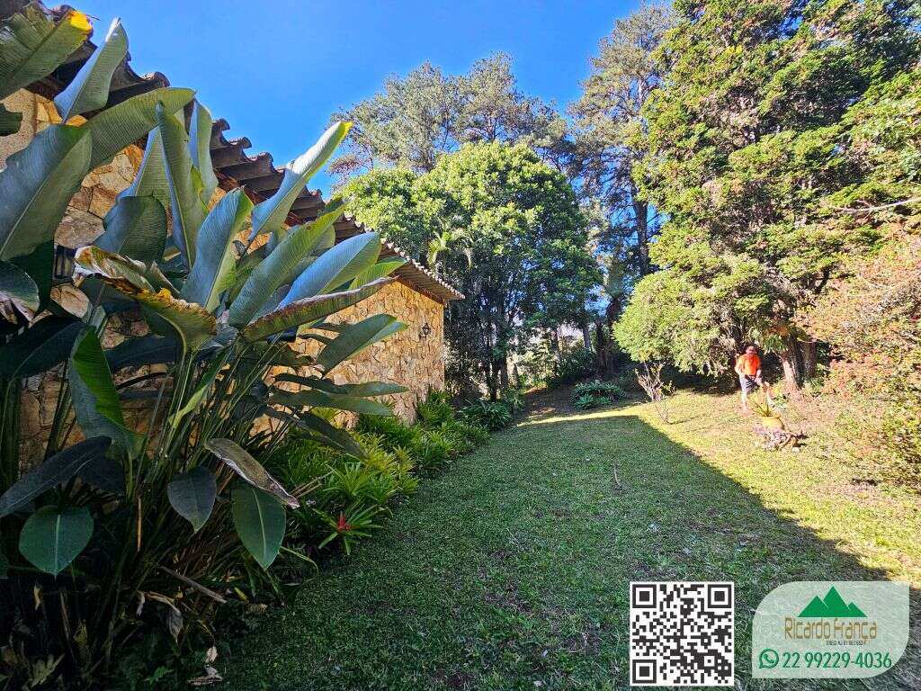 Casa à venda com 6 quartos, 550,00m² - Cascatinha,Nova Friburgo